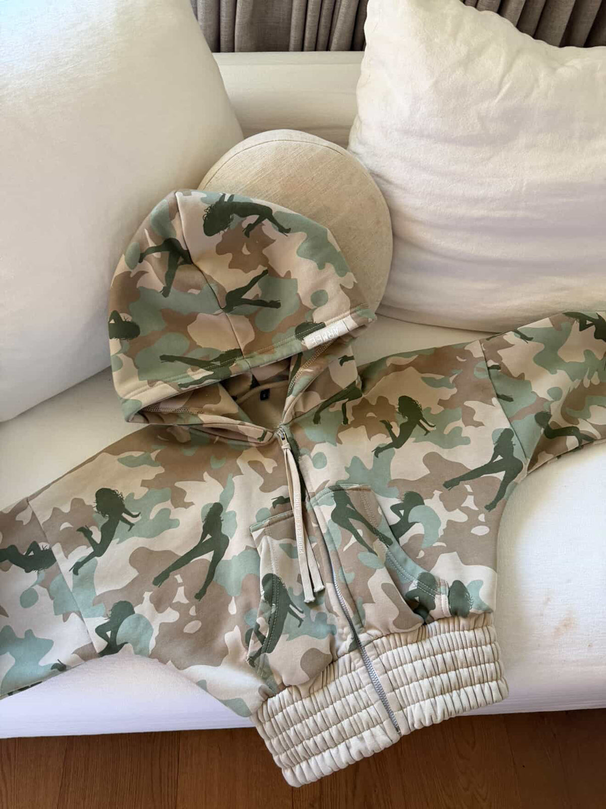 ARMÉE GIRL TRACKSUIT - CROPPED HOODIE (SAGE GREEN)