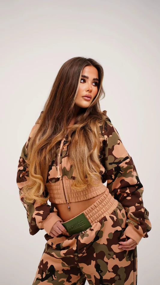 ARMÉE GIRL TRACKSUIT - CROPPED HOODIE (MOCHA BROWN)